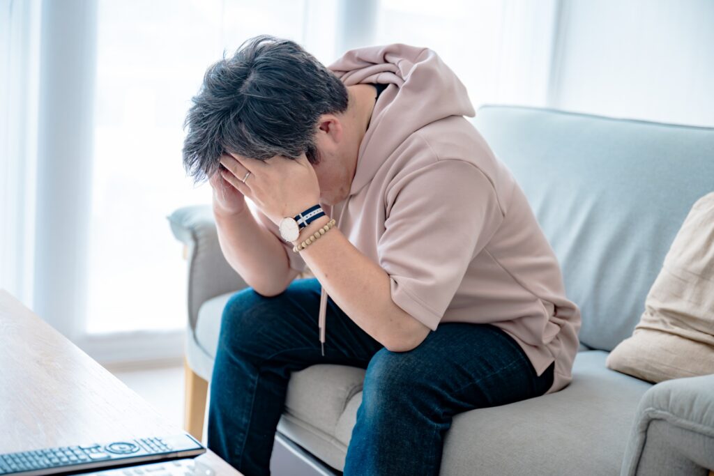 強烈な金銭的なダメージ